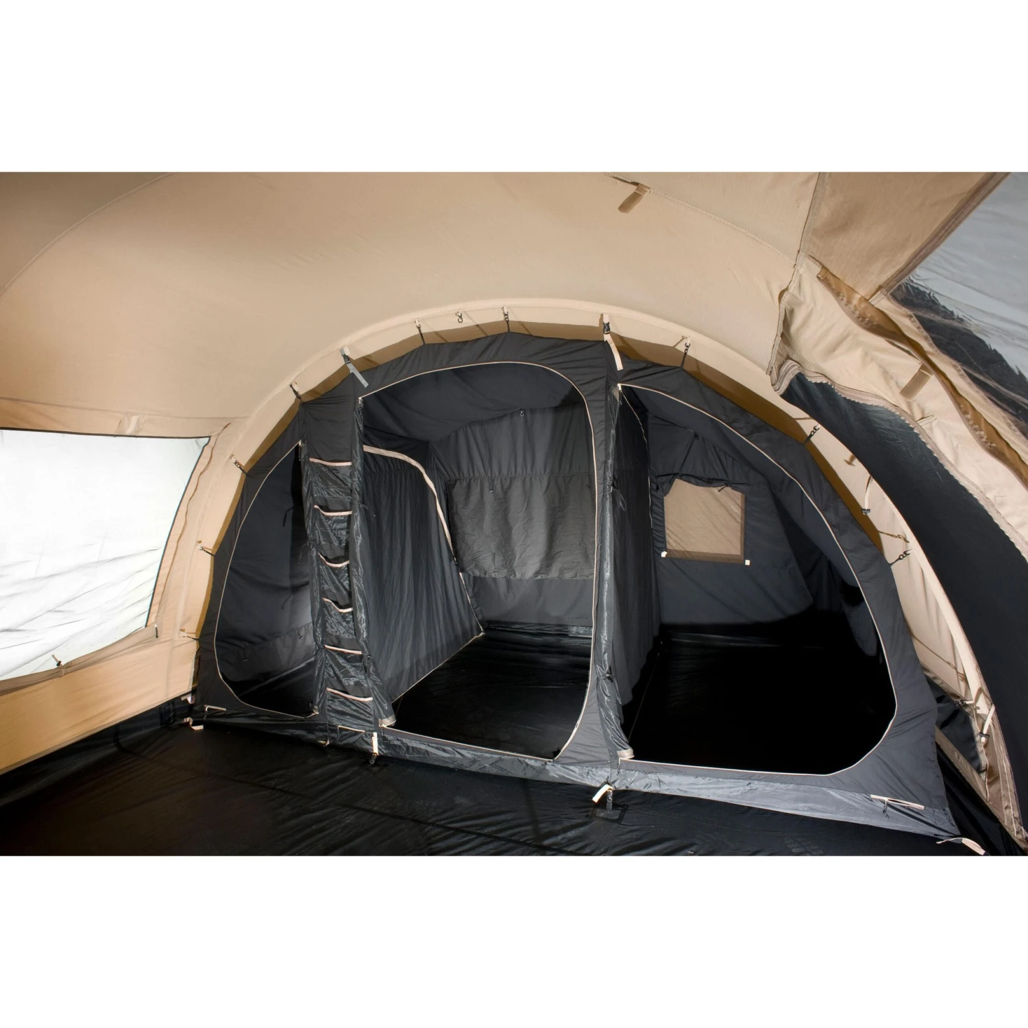 Bardani Spitfire 400 XL Deluxe RSTC tunneltent 2023 Bardani Spitfire 400 XL Deluxe RSTC Tunneltent 2023 -Buiten Kamperen Winkel 139916 000 07 scaled
