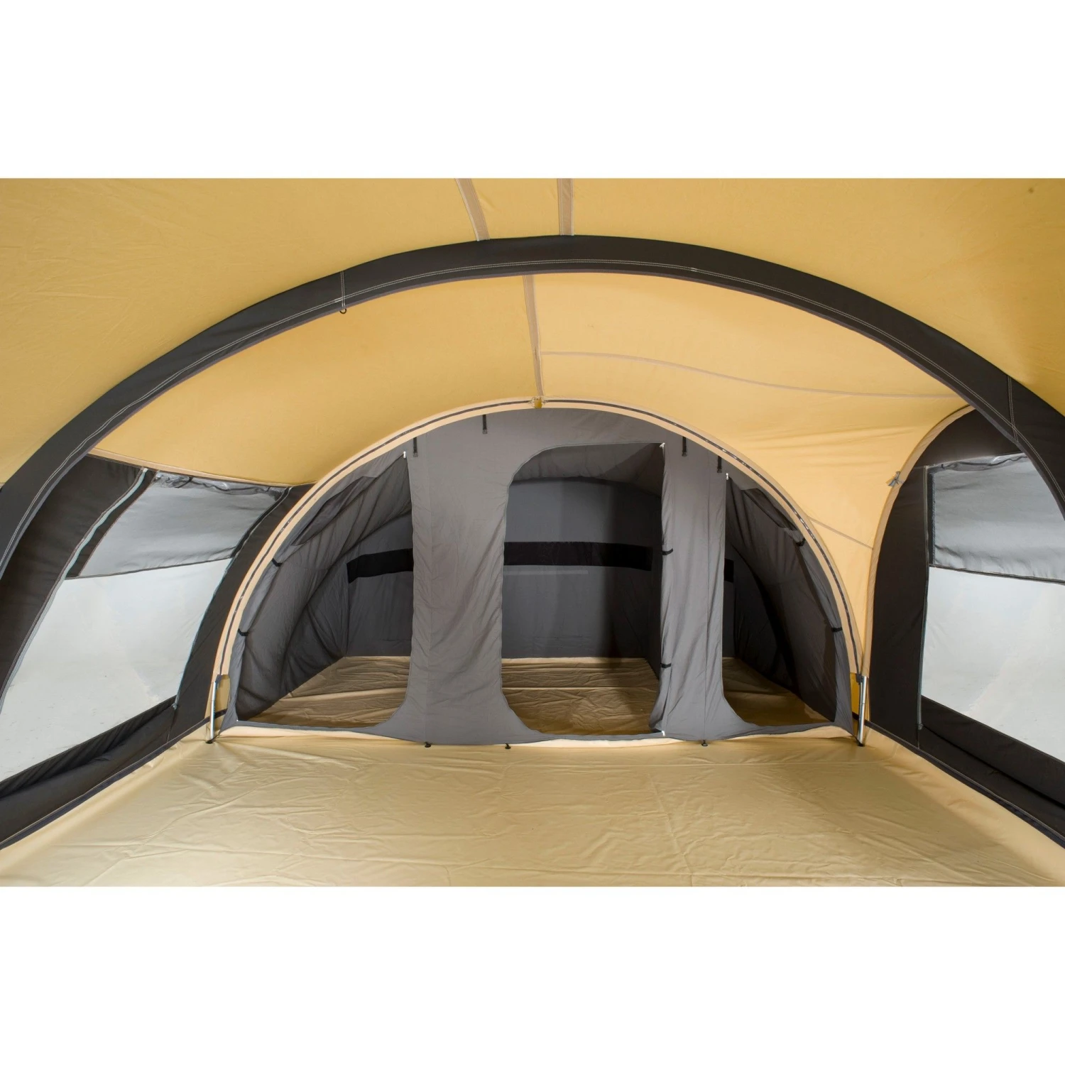 Cabanon Biscaya 440 All Season tunneltent 2023 Cabanon Biscaya 440 All Season Tunneltent 2023 -Buiten Kamperen Winkel 142187 180 09