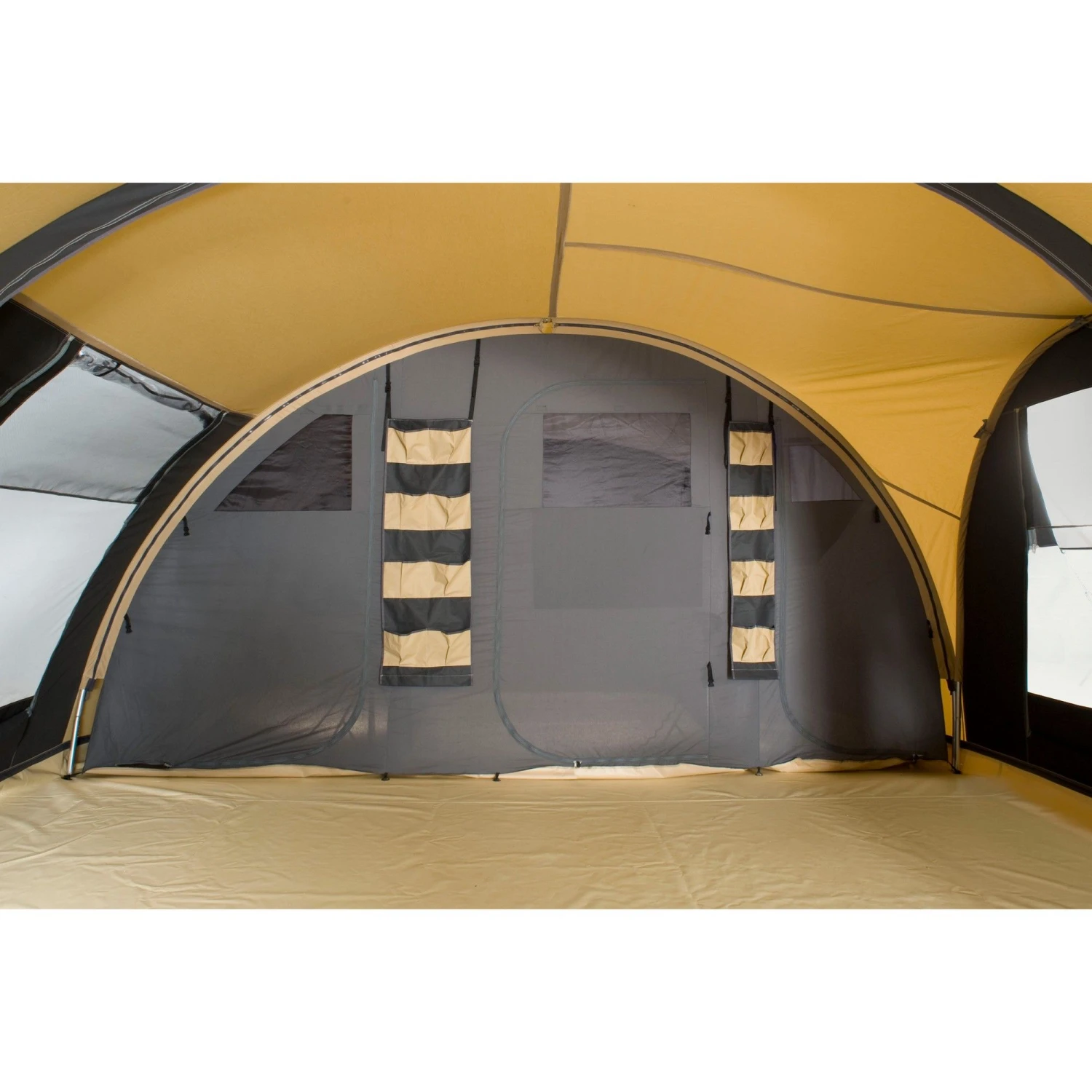Cabanon Biscaya 440 All Season tunneltent 2023 Cabanon Biscaya 440 All Season Tunneltent 2023 -Buiten Kamperen Winkel 142187 180 10
